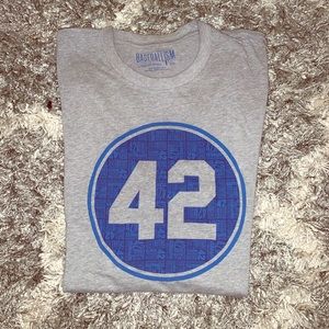 Like new #42 Jackie Robinson shirt by Baseballism